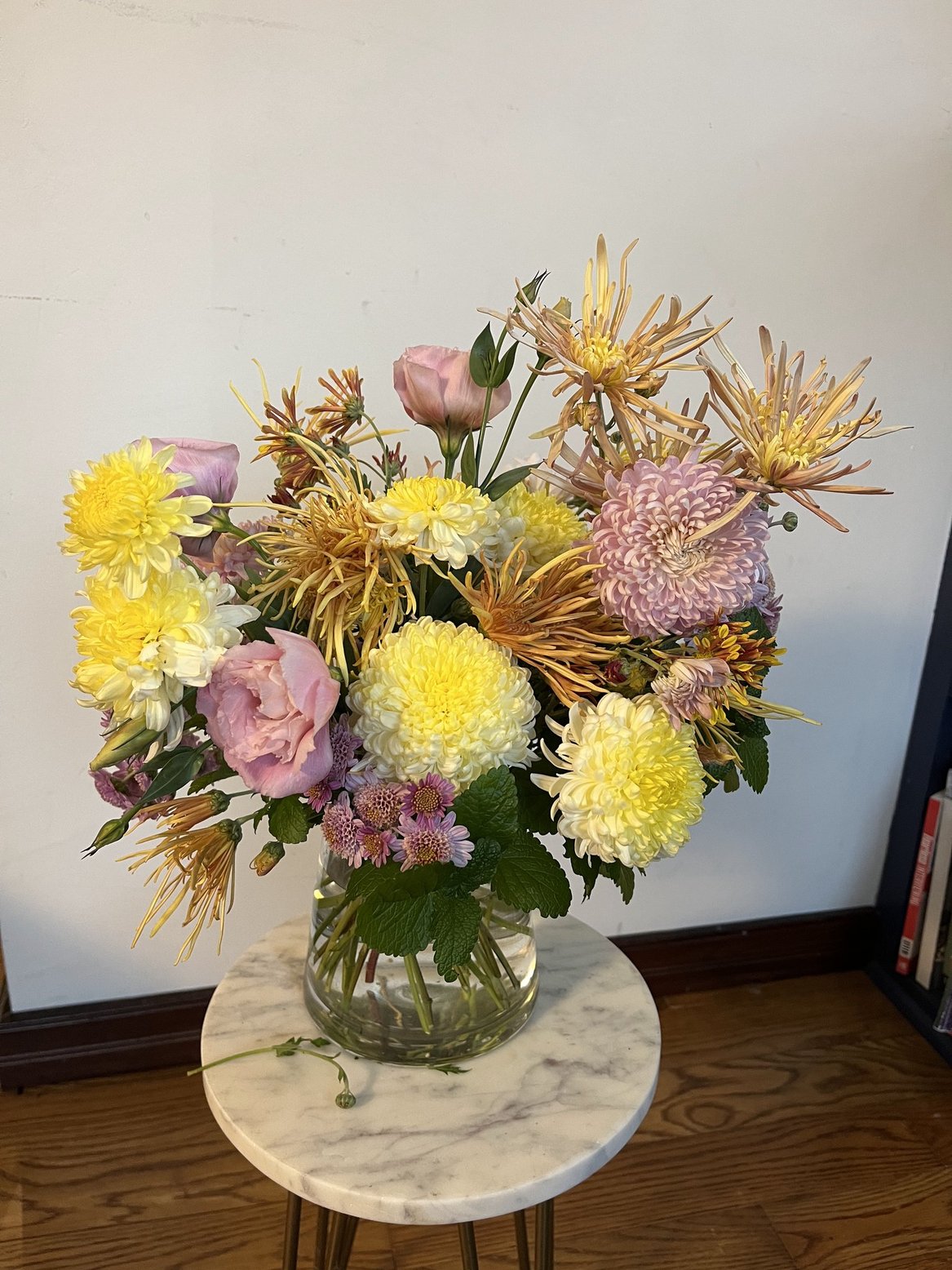 Seasonal Flower Arrangement - Medium