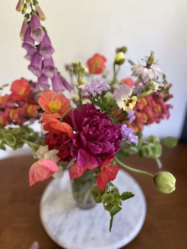 Seasonal Flower Arrangement - Petite
